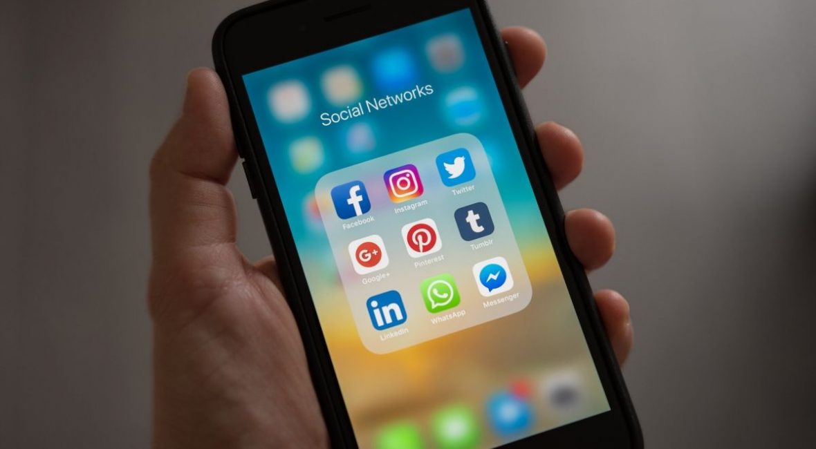 el lado oscuro de las redes sociales, ¿Qué están haciendo Twitter y Facebook para combatir el lado oscuro de las redes sociales? Nada…